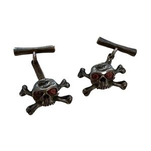Ugo Cacciatori Silver & Rubies Skull & crossbones cufflink set (x2)